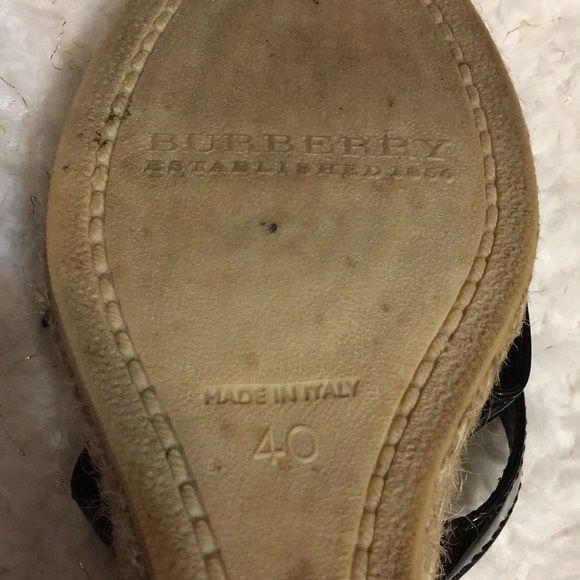 Burberry Wedge - Picture 7 of 8